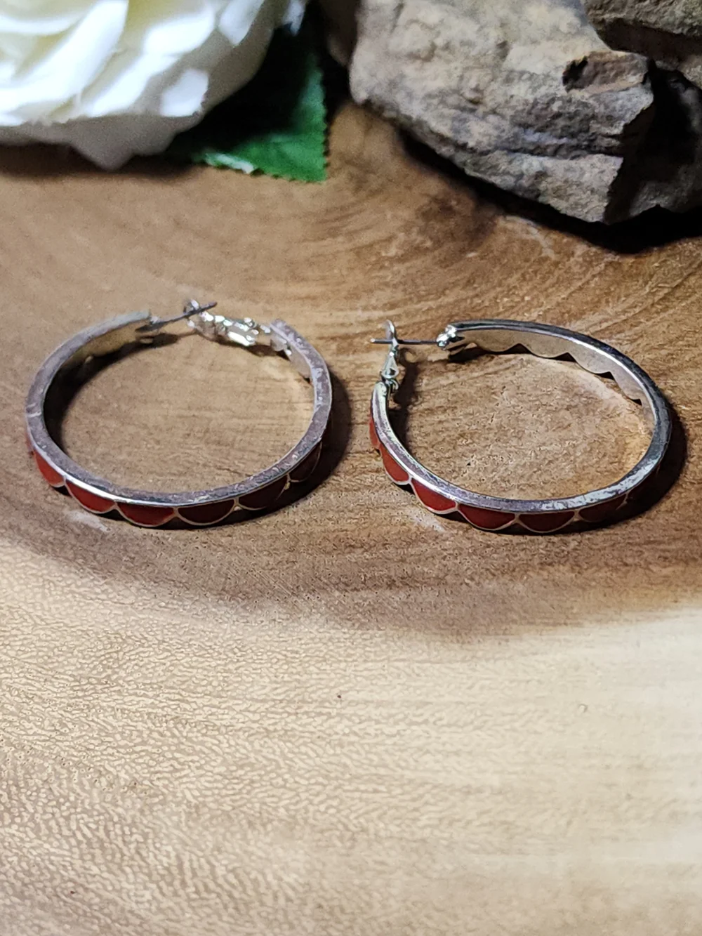 Red Enamel Hoop Scalloped Edge Earrings - Women Jewelry